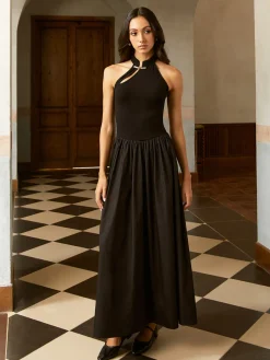 Asymmetric Pockets Cold Shoulder Pleated Long Dress