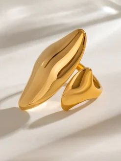 Asymmetrical Open Ring