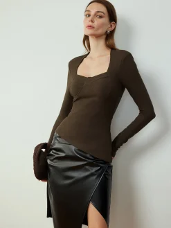 Asymmetrical Skinny Blouse