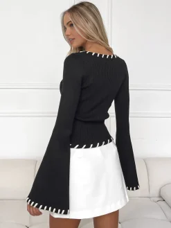 Bell-Sleeve Contrast Trim Knit Top