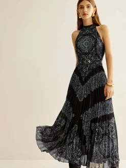 Boheme Sleeveless Pleated Dress With Belt