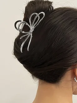 Bow Detail Hair Claw
