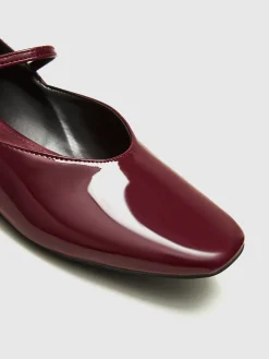Buckle Strap Ballet Flats