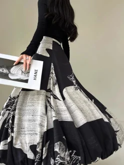 Bud Waist Side-Zipper Midi Skirt