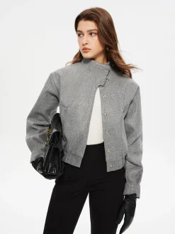 Button Clasp Short Blazer