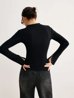 Button Split Slim Polo Sweater