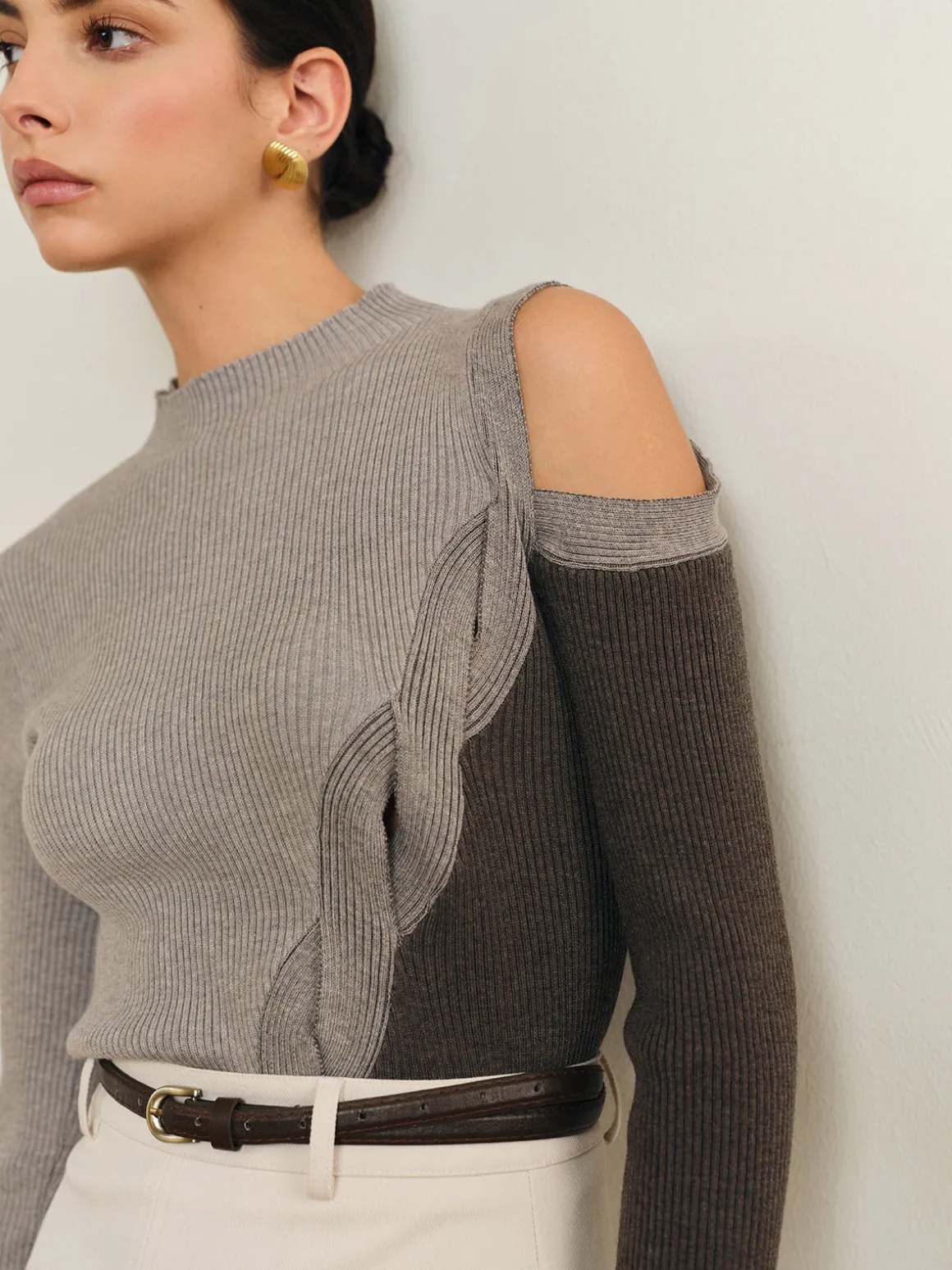Casual Color Block Cutout Knit Top