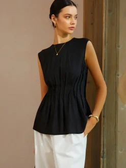 Casual Sleeveless Pleated Button Back Blouse