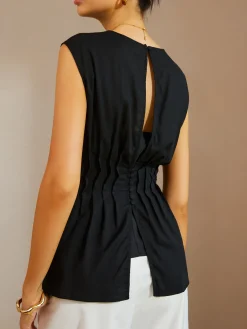 Casual Sleeveless Pleated Button Back Blouse
