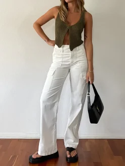 Classic Hook-and-Eye Knit Vest
