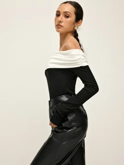 Cold Shoulder Patchwork Pleated Blouse