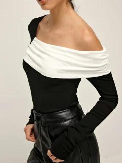 Cold Shoulder Patchwork Pleated Blouse