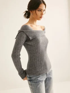 Cold Shoulder Ribbed Slim Sweater
