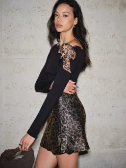 Cold-Shoulder Leopard Printed Bow Top