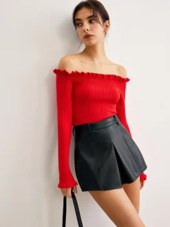 Cold-Shoulder Lettuce Trim Blouse