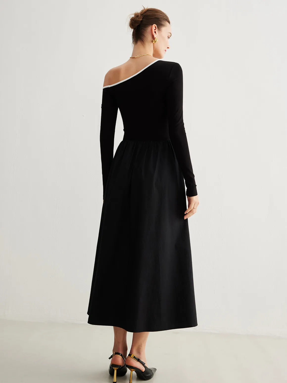 Cold-Shoulder Pockets Panel Dress Without Belt