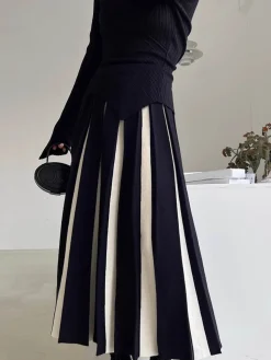 Color Block Knit Midi Skirt