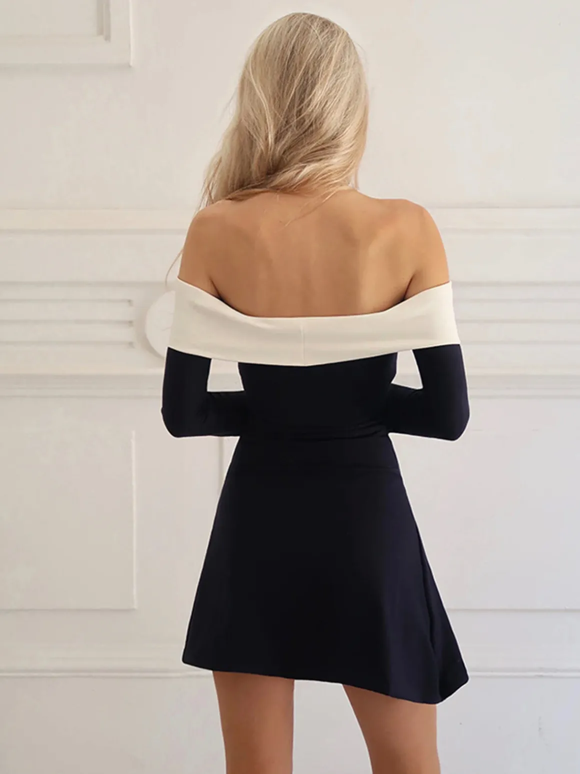 Color Block Off-Shoulder Long Sleeve Short Dress