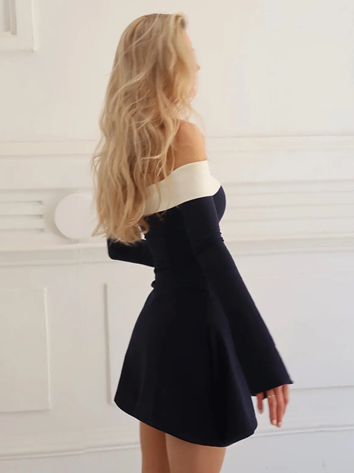 Color Block Off-Shoulder Long Sleeve Short Dress