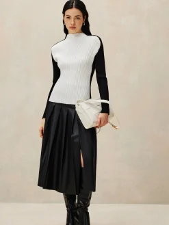 Color Block Ribbed Knit Top
