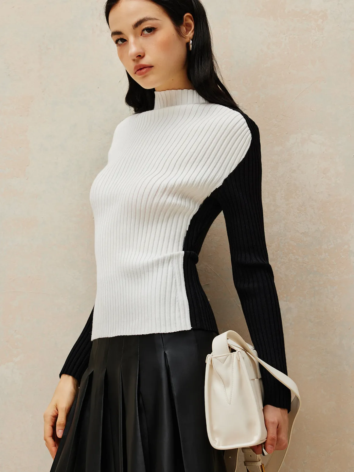 Color Block Ribbed Knit Top