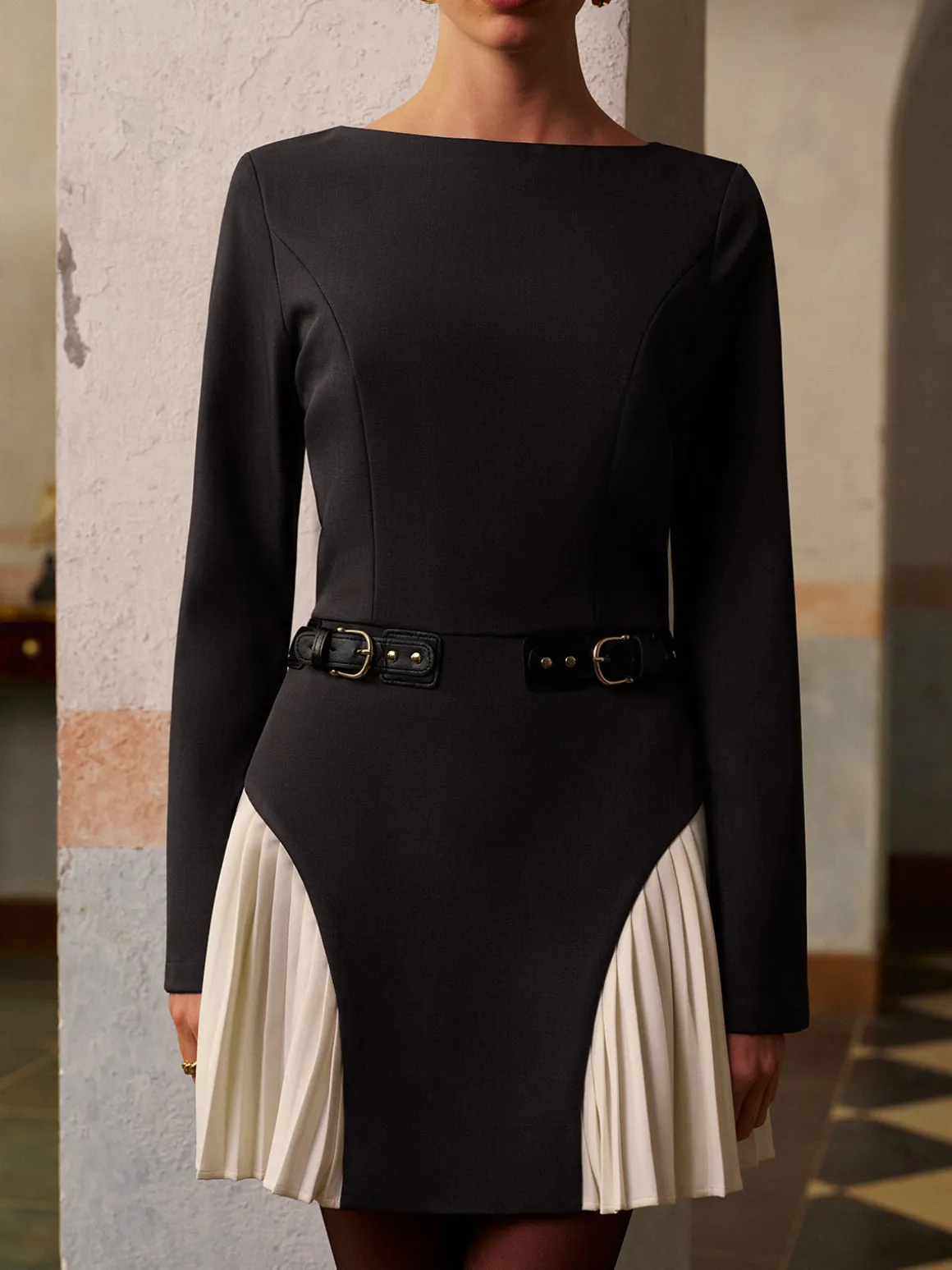 Color Block Side-Pleated Belted Short Dress