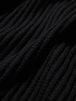 Color Block Slim Cozy Sweater
