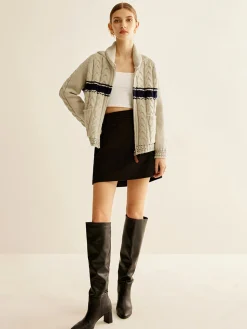 Color Block Twist Zipper Knit Outerwear