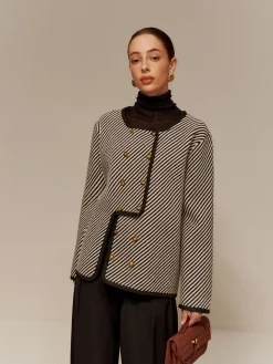 Contrast Binding Button Short Coat