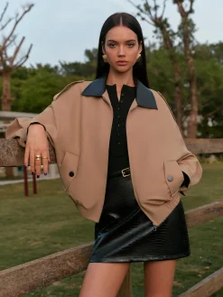 Contrast Collar Zipper Jacket