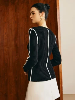 Contrast Piping Slim Knit Top