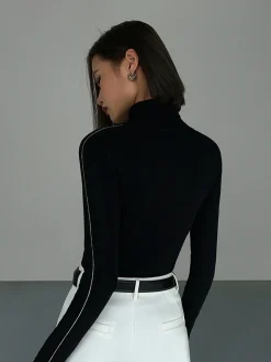 Contrast Piping Turtleneck Sweater
