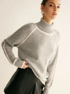 Contrast Piping Turtleneck Sweater