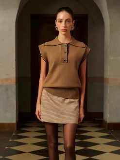 Contrast Trim Button Lapel Sweater Vest