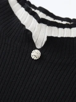 Contrast Trim Mock Neck Knit Top