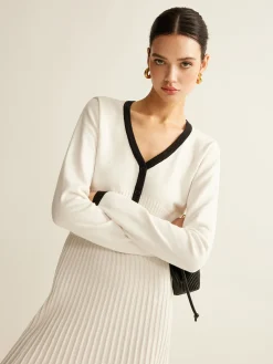 Contrast Trim Pleated Knit Skirt Set
