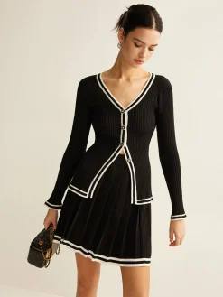 Contrast Trim Pleated Knit Skirt Set