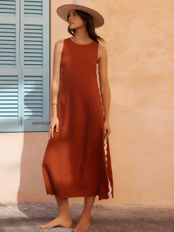 Contrast Trim Split Sleeveless Dress