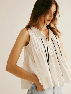 Cotton Ruffle Pleated Tie Front Blouse