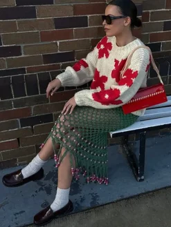 Crew Neck Flower Mechanism Knitting Top