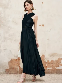 Criss Cross Pleated Long Dress