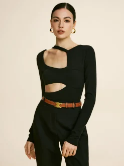 Cutout Piping Plain T-Shirt