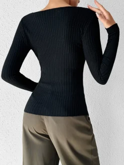 Cutout Skinny Knit Top