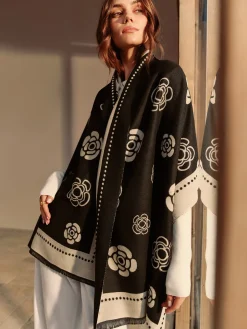 Double-Sided Camellia Tassel Scarf