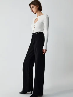 Effortless Keyhole Long Sleeve Knit Top
