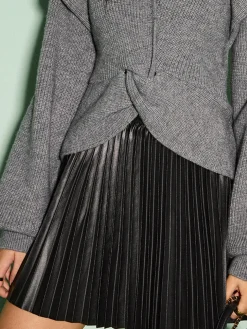 Elastic Waist Faux Leather Pleated Skirt