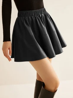 Elastic Waist Pleated PU Leather Skirt