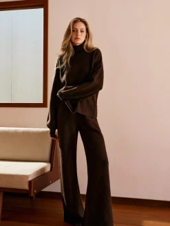 Elastic Waist Sweater Pants