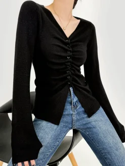 Elegant Button Pleated Knit Top