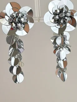 Elegant Floral Tassel Earrings